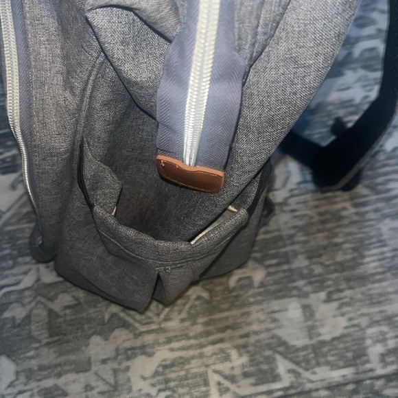 Ankommling Gray Backpack diaper bag - Picture 7 of 8